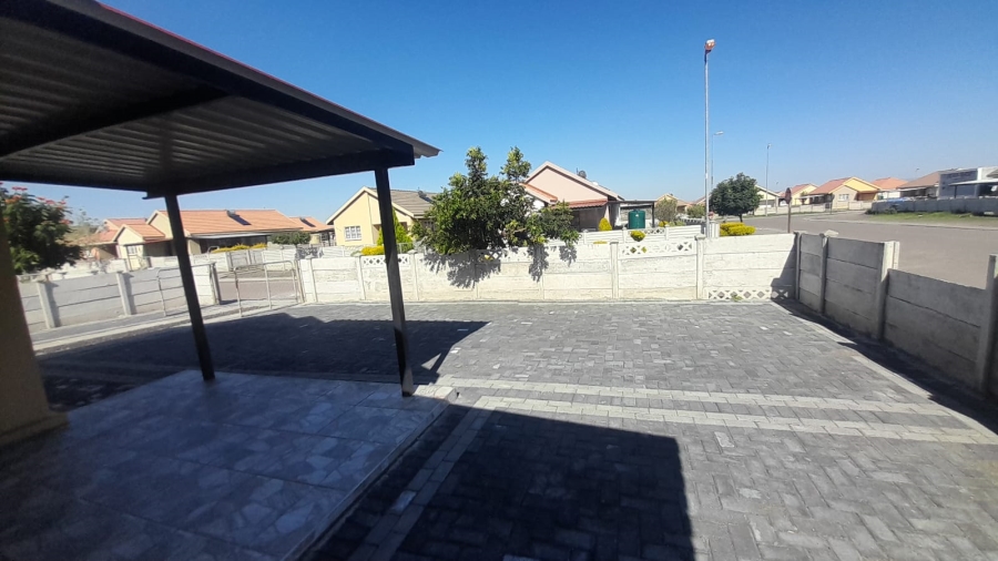 4 Bedroom Property for Sale in Freedom Park North West